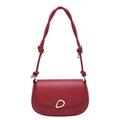 Vintage bordeauxrote Satteltasche aus mattem Leder mit goldener Schnalle und Knotengurt - Rot