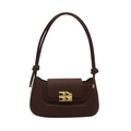 Minimale dunkelbraune Sattel-Schultertasche mit eleganter goldener Metallschnalle - Dunkelbraun