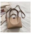 Borsa tote minimalista in pelle PU beige con manici marroni e dettagli dorati - Cachi