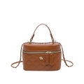 Mini borsa a scatola marrone in pelle trapuntata con fiore dorato e catena - Marrone