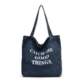 Sac fourre-tout en denim délavé avec slogan blanc et grand volume pour un usage quotidien - Bleu Foncé-Impression CATCH (Sans Pendentif)