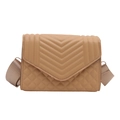 Sac bandoulière beige chic avec matelassage en losanges et large sangle d'épaule - Kaki