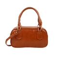 Vintage-Handtasche in Karamellbraun mit goldenen Beschlägen und abnehmbarem Gurt - Braun