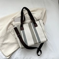 Borsa tote in tela a righe verde e grigio con tracolla marrone regolabile - Grigio