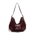 Secchiello bordeaux scuro in camoscio e pelle liscia con mini astuccio e catena d'argento - Rosso