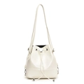 Sac seau blanc en similicuir avec breloque papillon argentée et cordon de serrage - Blanc