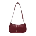 Bolso de hombro vintage de piel sintética roja oscura con tachuelas plateadas - Rojo