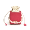 Petit sac carré texturé rose vif avec poignée en perles et doublure à cordon serrage - Rose