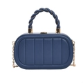 Sac bandoulière ovale matelassé bleu marine avec chaîne dorée et poignée en spirale - Bleu