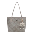 Sac fourre-tout gris matelassé en similicuir avec un charmant nuage en peluche - Gris avec pendentif