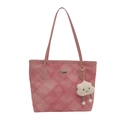 Sac fourre-tout matelassé rose avec bretelles et breloque nuage en peluche blanc - Rose Avec Charme
