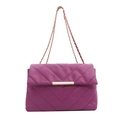 Borsa a tracolla trapuntata viola con dettagli dorati e tracolla a catena - Viola