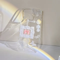 Detail einer dekorativen 3D Handyhülle mit Harz-Schmetterlingen und Perlen - Glitzer-Tropfen-Fotorahmen-Schleife / iPhone 7/8/SE 2020