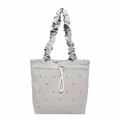 Bolso tote plisado gris claro con cuentas de lentejuelas y detalles de asa con volantes - Gris