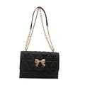 Sac bandoulière noir matelassé avec détail papillon doré et bandoulière chaîne - Noir