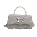 Silver metallic pleated handbag with large pearl handle and metal bow decoration - Gray