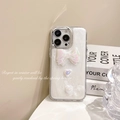 Detail der iPhone-Hülle mit holografischer Schleife, Perlmuttglanz und Versilberung - Galvanisierter Rahmen Weiß Glitzer Laser Schleife Herz / iPhone XR