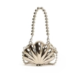 Zilveren metallic avondtas in schelpvorm met kralen handvat en lange parelketting - Zilver