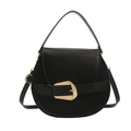 Borsa a sella vintage in pelle nera con fibbia dorata e tracolla regolabile chic - Nero