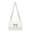 Witte gewatteerde schoudertas met gouden ketting en een elegante metalen strik - Wit
