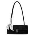 Sac à bandoulière noir élégant avec finition velours et nœud décoratif sur fond blanc - Noir