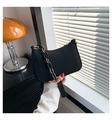 Schwarze geprägte Hobo-Tasche mit markanter schwarz-goldener Gliederkette für Damen - Schwarz