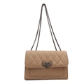 Quilted beige shoulder bag with dark metal chain strap and decorative turn-lock - Khaki