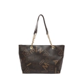 Vintage καφέ τσάντα tote με τύπωμα γραμμάτων και χρυσή αλυσίδα σε λευκό φόντο - Καφέ