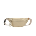 Riñonera deportiva beige minimalista con correa ajustable y detalle de logotipo - Caqui