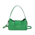 Borsa a spalla a mezzaluna verde in finta pelle opaca con tracolla regolabile e logo oro - Verde