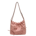 Borsa tote in pelle PU rosa con dettagli a fiocco e tracolla a catena metallica - Rosa