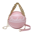 Roze basketbalvormige crossbodytas van PU-leer met gouden kettingriem en geborduurde letters - Roze
