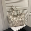 Large capacity off-white tote bag with embossed M logo and monogram printed pattern - White Without Pendant