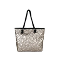 Borsa tote trapuntata color champagne con ricamo a stelle e manici in corda nera - Oro