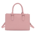 Roze geplooide shopper met ronde handvatten en verstelbare riem op witte achtergrond - Roze
