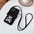Coque iPhone bandoulière en cuir noir avec pochette cartes et breloque ours à carreaux - Noir / iPhone 7/8/SE 2020