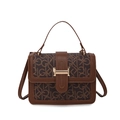 Retro bruine crossbody tas met monogramprint en goudkleurige metalen gespsluiting - Bruin