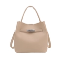 Bolso bombonera de cuero beige con patrón de lichi, cierre giratorio y asa superior - Caqui