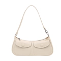 Elegante borsa sottobraccio beige con doppie tasche frontali e catena d'argento sulla tracolla - Bianco