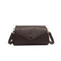 Borsa a tracolla marrone scuro minimalista in ecopelle martellata con dettagli dorati - Marrone