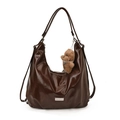Donkerbruine hoogglans hobo tas met teddybeer hanger en metalen logo detail - Koffie Met Hanger