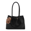 Bolso tote negro minimalista con correas largas y un lindo colgante de osito - Negro con Colgante