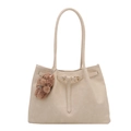 Bolso tote crema de gran capacidad con hebilla dorada y colgante de oso de peluche - Blanco con Colgante