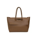 Minimalist brown leather tote bag with a trapezoid shape and flap closure in caramel finish - Brown