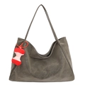 Grand sac cabas gris foncé en cuir mat avec un pendentif pomme en peluche rouge - Vert avec Pendentif