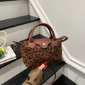 Vintage Umhängetasche mit braunem Leopardenmuster, Ledergriffen und Silberbeschlägen - Kaffeebraun