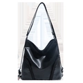 Borsa hobo minimalista in ecopelle nera opaca con cerniere decorative laterali - Nero