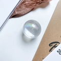 Schillernde Laser-Handyhalterung mit ausziehbarem Regenbogen-Kristallkugel-Design - Transparente Aurora Kugel