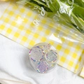 Détail du support de téléphone floral laser avec rose et papillon aux reflets irisés - Support de Colle à Goutte-Rose Laser Papillon
