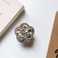 Luxe gouden bloem telefoonhouder met fonkelende kristallen strass en uitschuifbare grip - Bloem / Goud